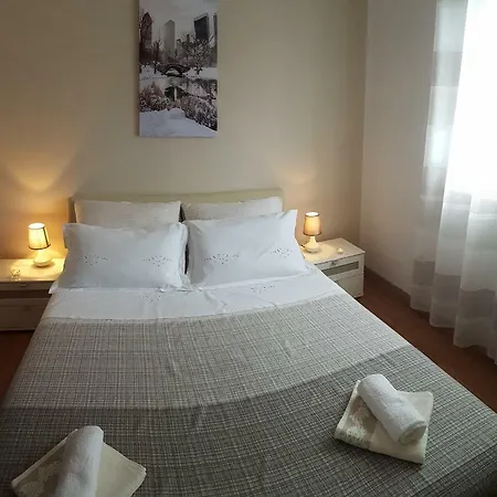 Apartament One *