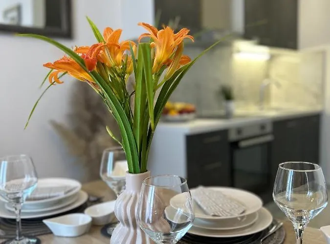 One Διαμέρισμα Σπλιτ