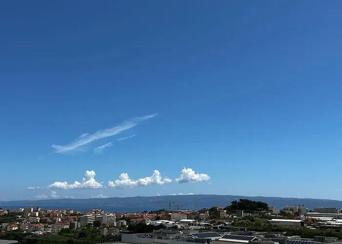 One Διαμέρισμα Σπλιτ